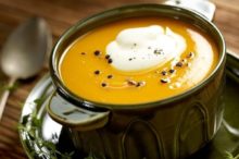 472424_tekvicova polievka kuchynalidla 676x450.jpg