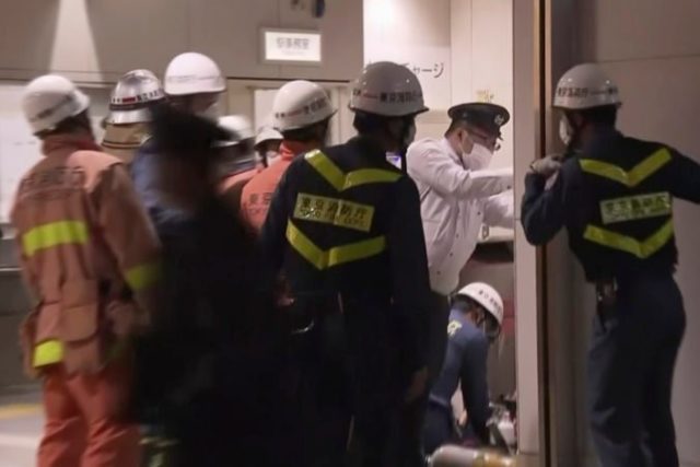 472920_japan_train_stabbing_13676 9631ec4bbbf04585a454df520cdaf981 676x451.jpg