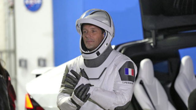 473174_climate_cop26_astronauts_view_68670 c5ee878da6bd486ebbfc6b54c0176932 676x451.jpg