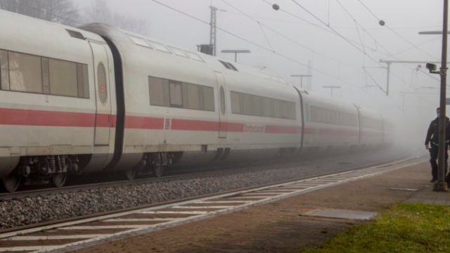 473253_germany_train_attack_85311 3063928654f2424b881cfeaf40cf3fce 676x445.jpg