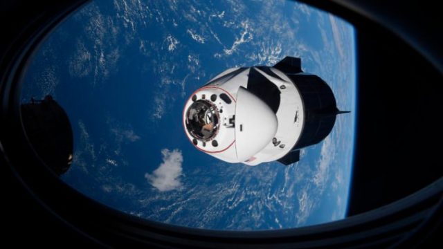 473761_space_junk_11639 d464ba4021d14659b66e555d9ba42d54 676x451.jpg