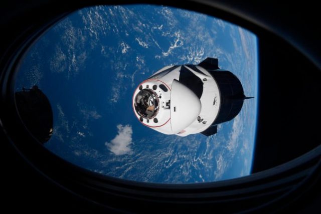 473761_space_junk_11639 d464ba4021d14659b66e555d9ba42d54 676x451.jpg