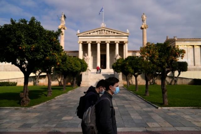 474181_virus_outbreak_greece_91478 3fc832555e26445b85a53f65c7d713a5 1 676x451.jpg
