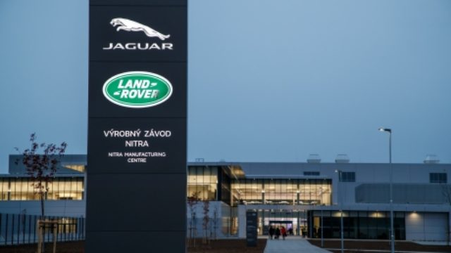 474830_jlr foto.jpg