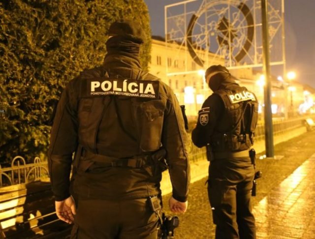 474933_policia 676x513.jpg