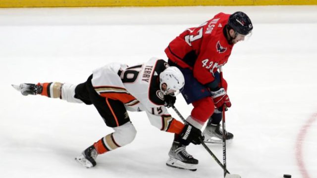 475145_ducks_capitals_hockey_34763 0ca3e239e9cc494f88160ea190864d77 676x451.jpg