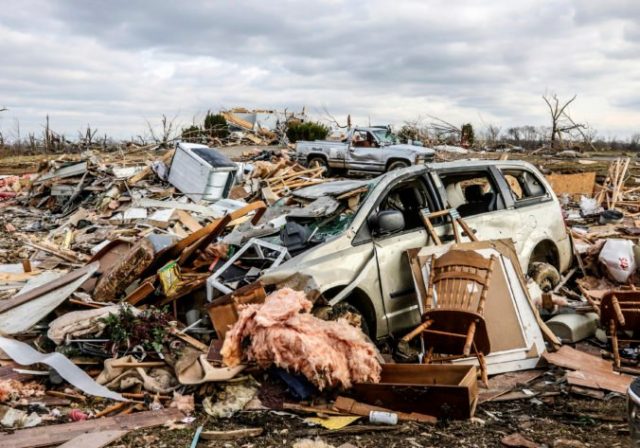 475250_aptopix_midwest_tornadoes_60920 f8f4fc0493ab458a8da09552263c50d3 676x473.jpg