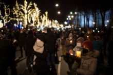475641_virus_outbreak_vienna_commemoration_98023 ca83312c5b424b90990de6fca0a63da0 676x451.jpg