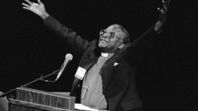475936_obit_south_africa_tutu_98302 d317f89ee14e4a1e97226125e8a0e9ec 676x457.jpg