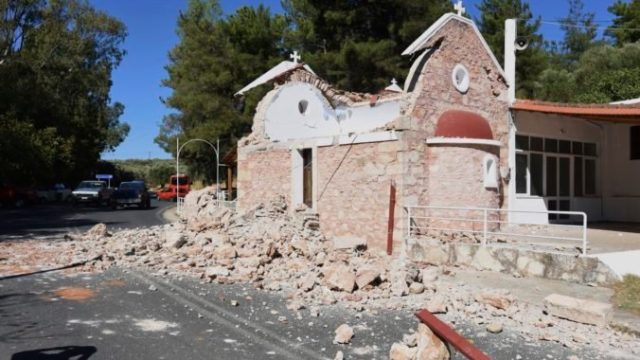 475981_greece_earthquake_85813 1ec5f82cee754a4e9c52e1a85b40c97d 676x451.jpg