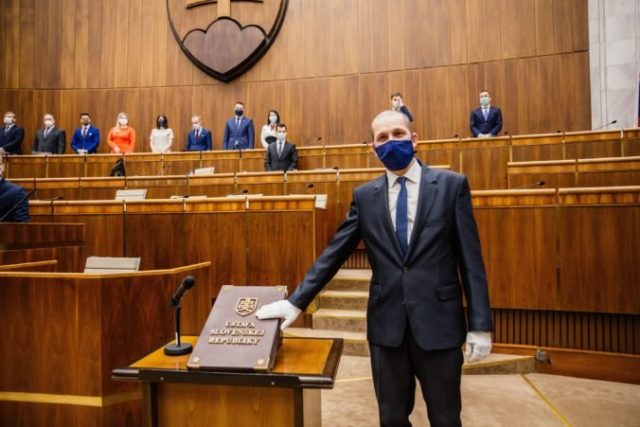 476043_marek sefcik 676x451.jpg