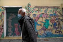 476153_virus_outbreak_greece_63641 11f3c5f5ccce481caf210d3fe8433465 676x451.jpg