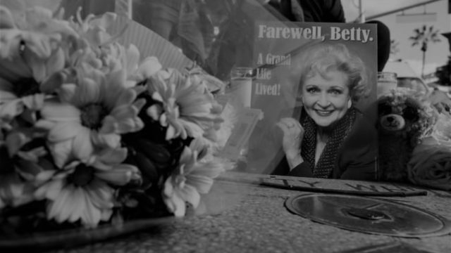 476260_obit_betty_white_04940 1fc66dcad34b4c6ca4ba8cc089eacfb4 676x451.jpg