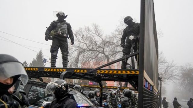 476622_kazakhstan_protests_85591 5ba9cd2600d14a11b794f0f8433f8834 676x451.jpg
