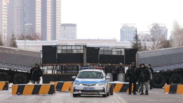 476741_kazakhstan_protests_77556 a4f7b97e64f2416bb71bf7649b6525b0 676x443.jpg