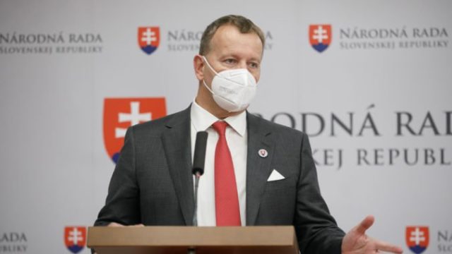 476955_bp_6839 676x451.jpg