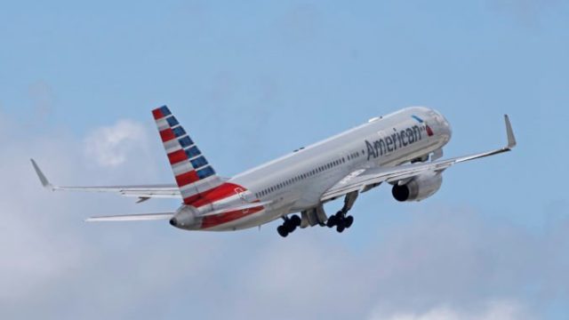 477103_american_airlines passenger_arrested_49106 3637e820d6574f89b3407c29f30098eb 676x421.jpg