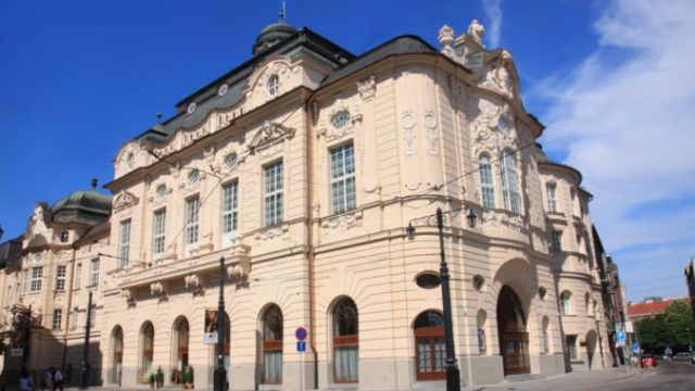477278_slovak_philharmonic 676x425.jpg