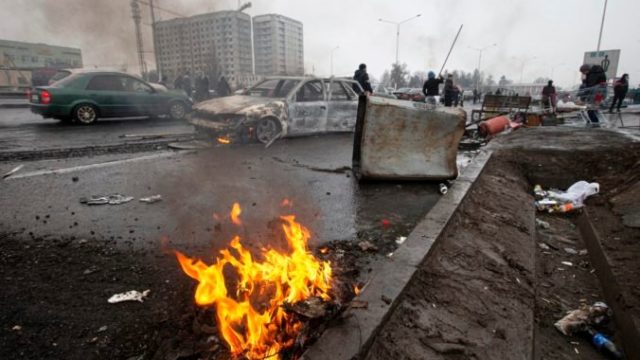 477339_kazakhstan_protesters_22803 8ee1335f74f34986806d4fb4f0cca0e8 676x451.jpg