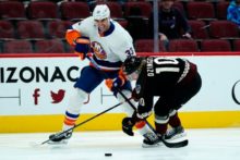 477365_islanders_coyotes_hockey_71962 75f57d37e13248138c72e7b82d031f81 676x451.jpg