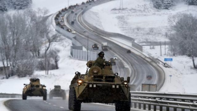 477958_russia_upping_the_ante_82742 65faf527590f43718b6943e3f5dc3a2d 676x450.jpg