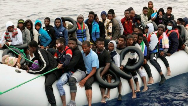 478290_aptopix_migration_libya_80049 7e17cdfeb7314bf28a4bd11b407c2d9e 676x451.jpg