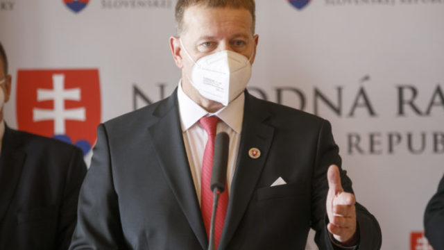 478318_bp_3689 676x456.jpg