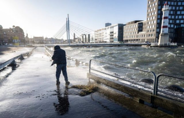 478543_europe_storm_65328 7e0a99e3f68044069bf4a00a12d1ddbd 676x435.jpg