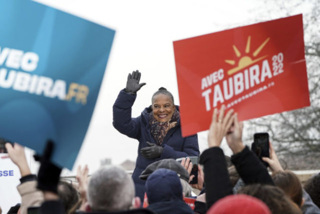 478612_france_presidential_election_03063 188c3a2a933449bc934b7c7a981fed48 676x451.jpg