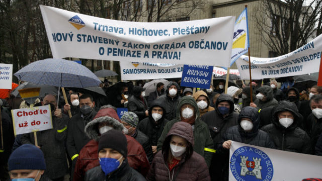 478729_bp_5861 676x451.jpg