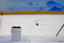 478809_beijing_olympics_ice_hockey_57840 bbf5d7a22d6041ce8d8773cd759193c1 676x451.jpg