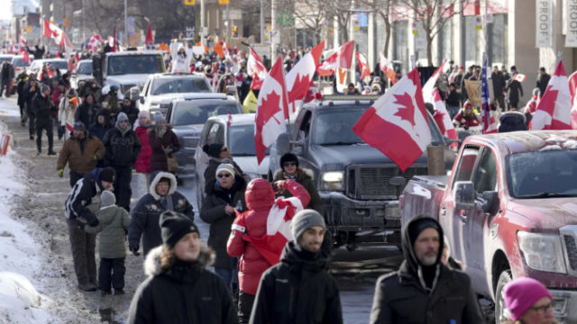 479008_virus_outbreak_canada_protest_42409 ecd41a955907480bbafb8952691a8d4d 676x430.jpg