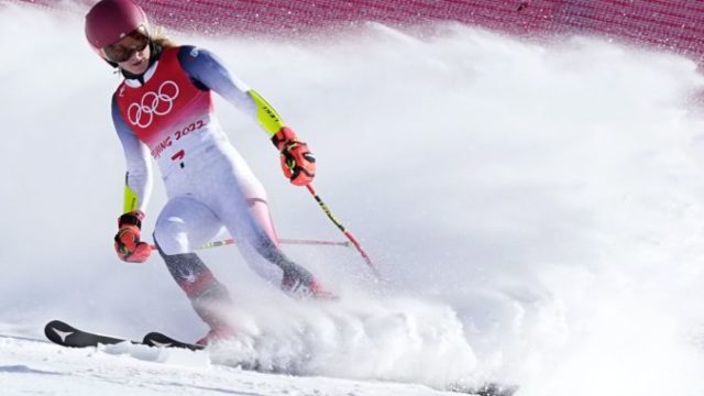 479026_mikaela shiffrinova zimna olympiada obrovsky slalom 676x451.jpg