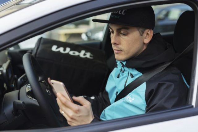 479210_373474 wolt_courier_car_4 2cff84 original 1608038109 676x451.jpg
