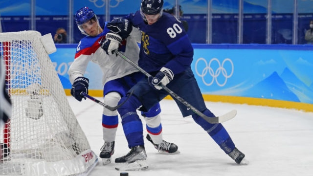 479311_beijing_olympics_ice_hockey_87079 b8dbe8cf5a6f4fdfbef746c8cf983d92 676x451.jpg