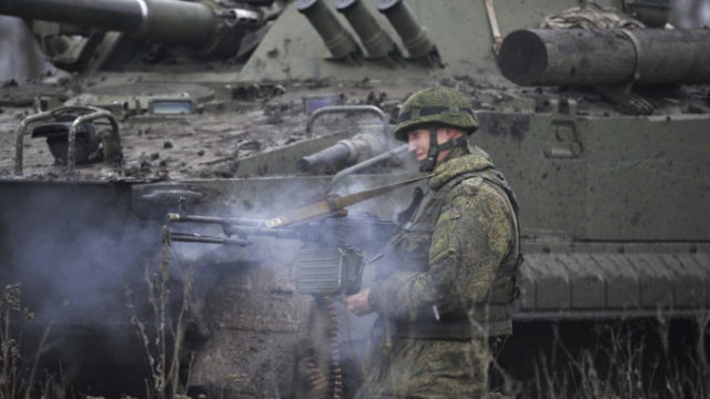 479484_russia_military_drills_30849 05e2a9929c25495a802981c6e7458a48 676x450.jpg