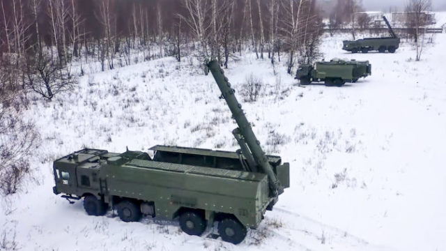 479619_russia_military_drills_45617 69dc8b779e344954b2a146592b1ef149 676x378.jpg