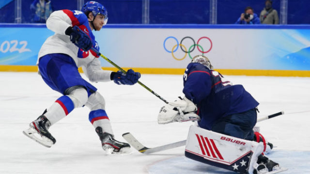 479684_beijing_olympics_ice_hockey_05493 161ac29c16b34c799d2914adb3f7723e 676x451.jpg