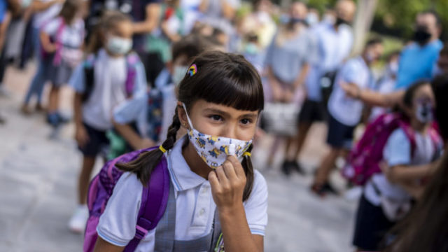 479845_virus_outbreak_spain_schools_20423 2827b54245074fe088d893fed33b5d2f 676x463.jpg