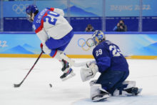 479868_beijing_olympics_ice_hockey_11477 9a249a4b3603488bbe875deafa7dd1f6 676x451.jpg