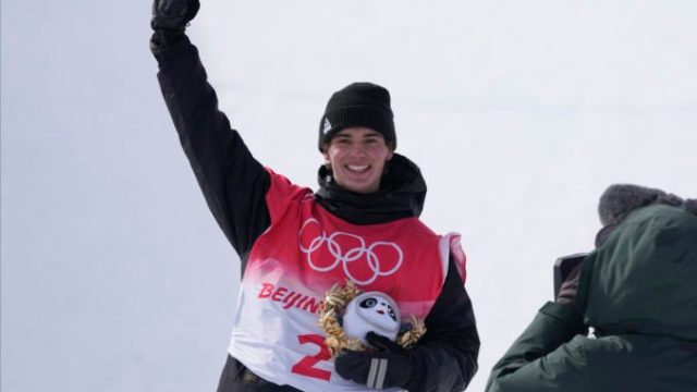 479950_beijing_olympics_freestyle_skiing_78912 e9acbf63dbe44ba69a9e9a50b4f75ac3 676x451.jpg