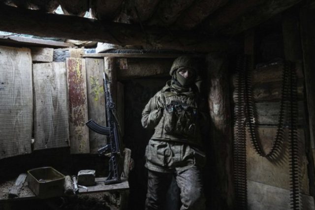 480019_aptopix_ukraine_tensions_49967 a8ed2caf334947c09a7b5052584efd5b 676x451.jpg