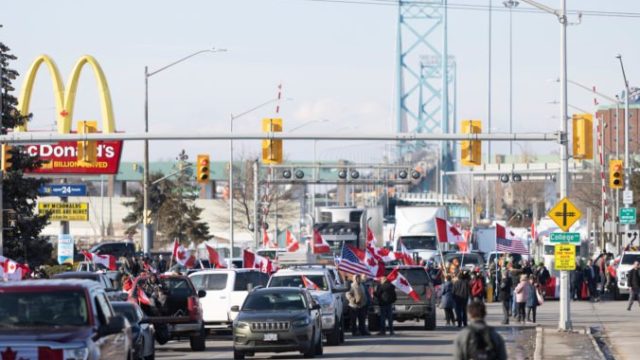 480152_virus_outbreak_canada_protests_81309 91d06ed5c5174933b455e68aeb05adb7 676x451.jpg
