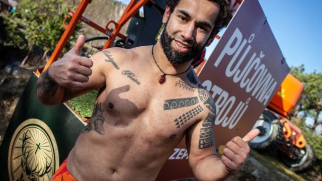 480255_img_0386 676x595.jpg