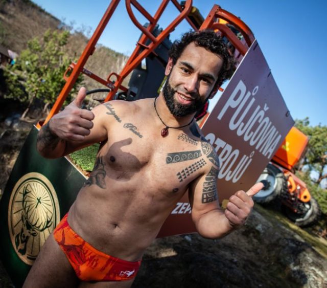 480255_img_0386 676x595.jpg