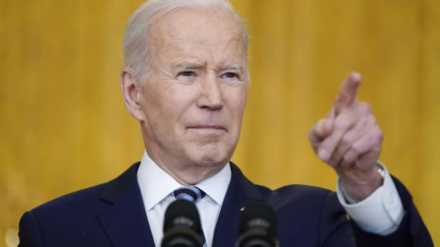 480362_biden_ukraine_tensions_72070 4c319474d8d14072904762638759c77c 676x451.jpg