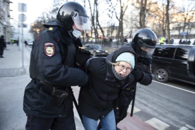 480566_russia_ukraine_invasion_29060 a7be22ea95604277a16bcc206e4f220c 676x450.jpg