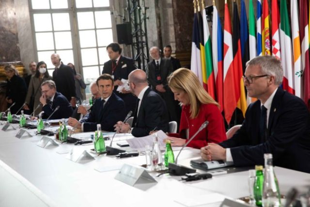 481268_sommet des chefs detat et de gouvernement de lunion europenne versailles 10 11 mars_51930637924_o 676x451.jpg