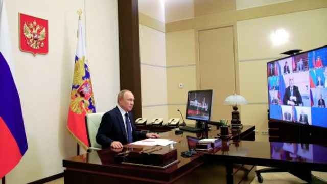 482172_vladimir putin 2 676x393.jpg
