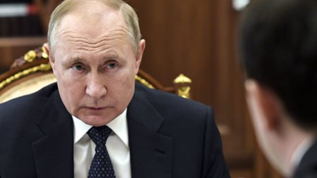 482463_vladimir putin 4 676x451.jpg